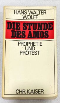 <a href="https://www.touchelivros.com.br/livro/die-stunde-des-amos-prophetie-und-protest/">Die Stunde Des Amos – Prophetie Und Protest - Hans Walter Wolff</a>