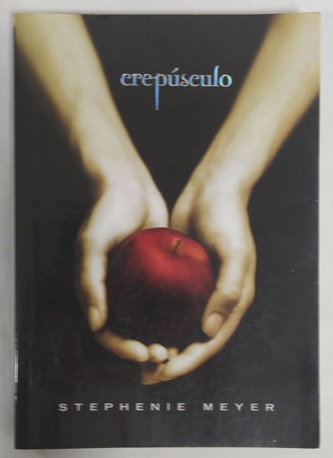 <a href="https://www.touchelivros.com.br/livro/crepusculo-3/">Crepúsculo - Stephenie Meyer</a>