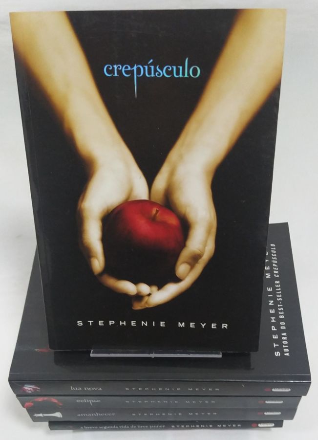 <a href="https://www.touchelivros.com.br/livro/colecao-crepusculo-5-volumes-2/">Coleção Crepúsculo – 5 Volumes - Stephenie Meyer</a>
