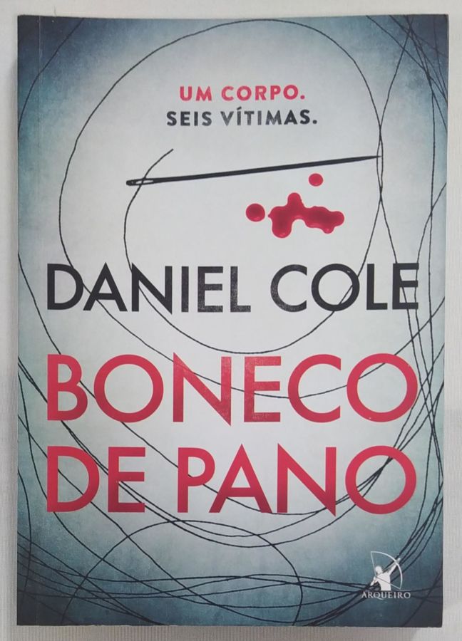 <a href="https://www.touchelivros.com.br/livro/boneco-de-pano/">Boneco De Pano - Daniel Cole</a>