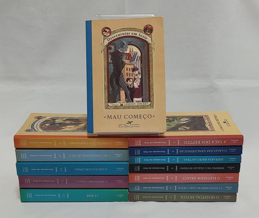 <a href="https://www.touchelivros.com.br/livro/colecao-desventuras-em-serie-completa-13-volumes/">Coleção Desventuras Em Série – Completa 13 Volumes - Lemony Snicket</a>